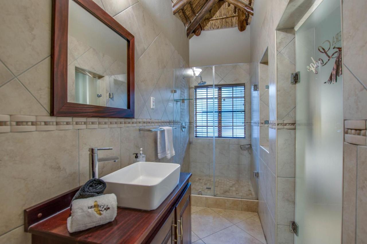 Kassaboera Lodge Hartbeespoort Extérieur photo